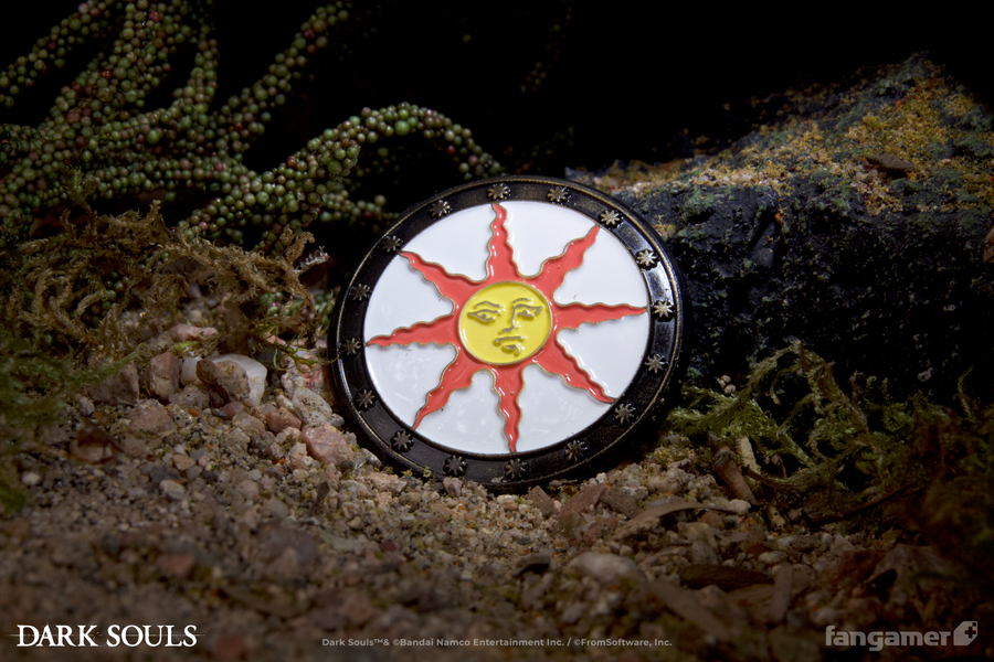 Sunlight Shield Enamel Pin - DARK SOULS