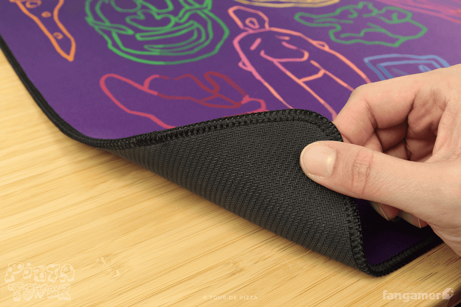 Very Cheflike Desk Mat - Pizza Tower