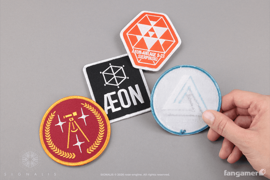 SIGNALIS Patch Set - SIGNALIS