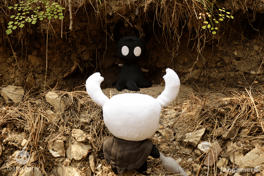 Shade Musical Plush - Hollow Knight